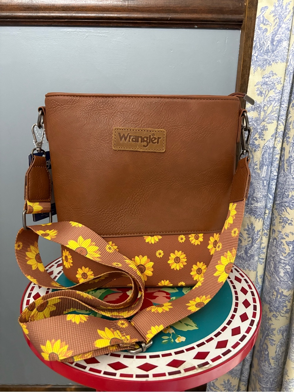 Wrangler Tan Crossbody Bag with Yellow Sunflower Strap